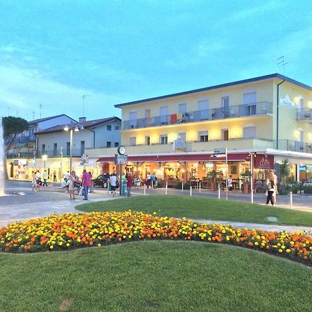 Hotel Stella D'Oro Lido di Jesolo Exterior foto